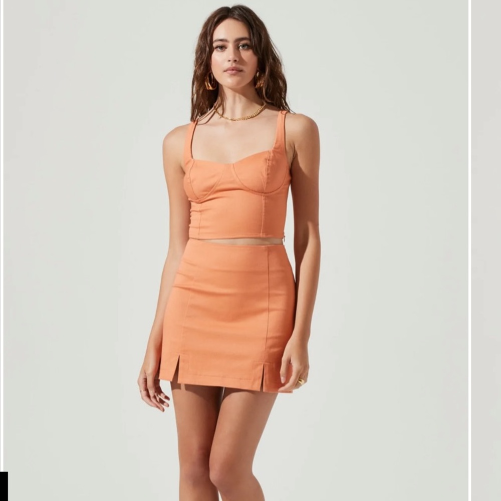 ASTR MONET  TOP AND SKIRT